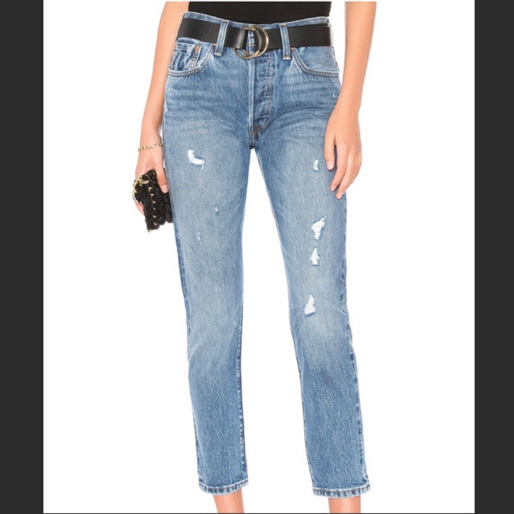 Levi’s 501 Skinny Distressed in Day Dreams 💙